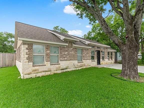 2nd image of 3505 Heath Ln