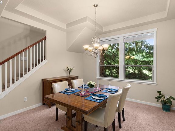 4th image of 6804 NE Willowgrove St