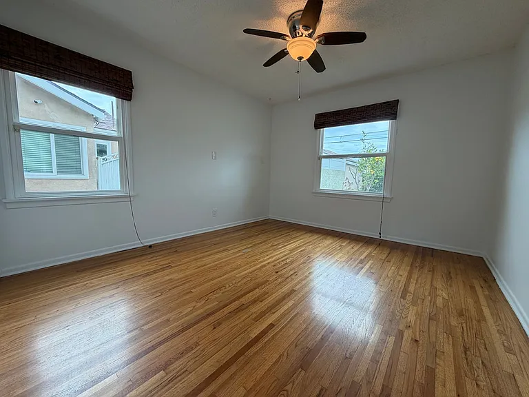 15123 Kornblum Ave — Photo 11