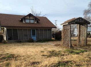 411 N Martin St, Turon, KS 67583