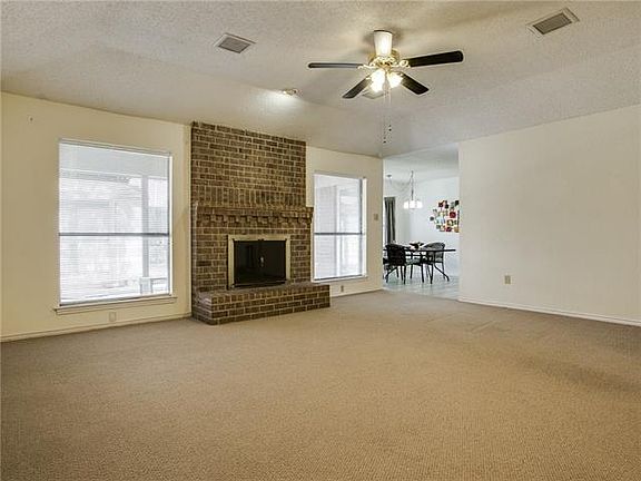 5th image of 3608 Holly Springs Dr
