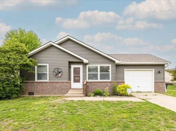188 Glenbrook Dr, Glenwood, IA 51534