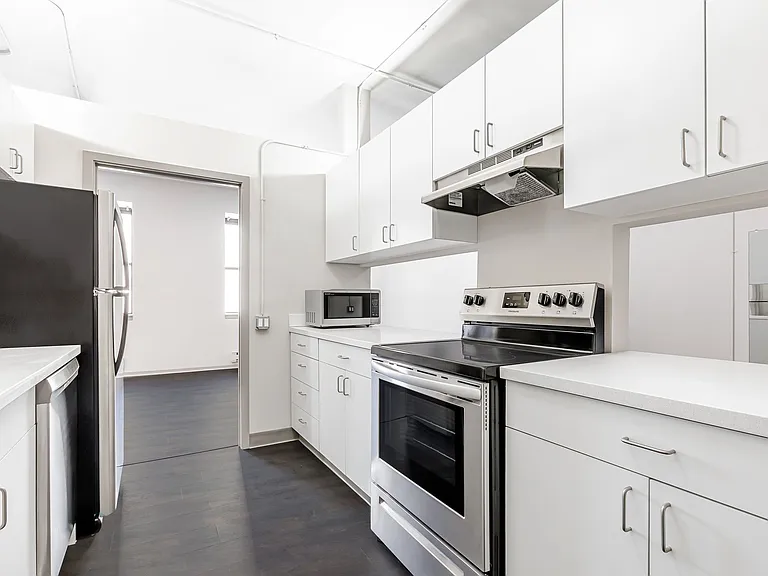 731 Plymouth by 3L Living — Photo 24