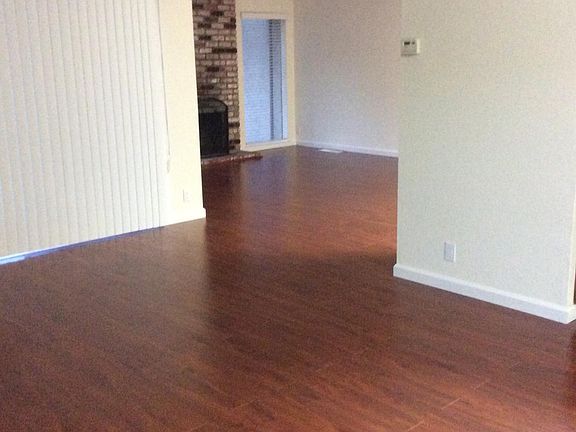 5th image of 1037 Bret Cove Ct