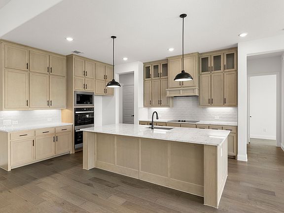 3rd image of 335 Waterview Dr