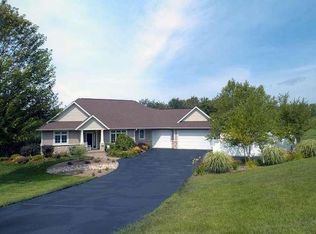 W5593 Aspenwood Trl, West Salem, WI 54669