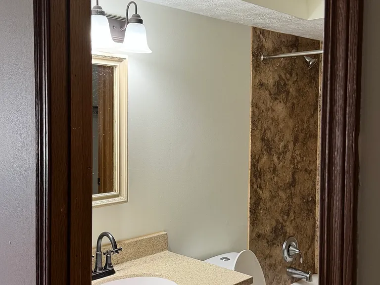 1387 Orchard Park Dr — Photo 7