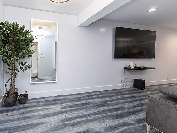 4th image of 6479 Racquet Club Drive