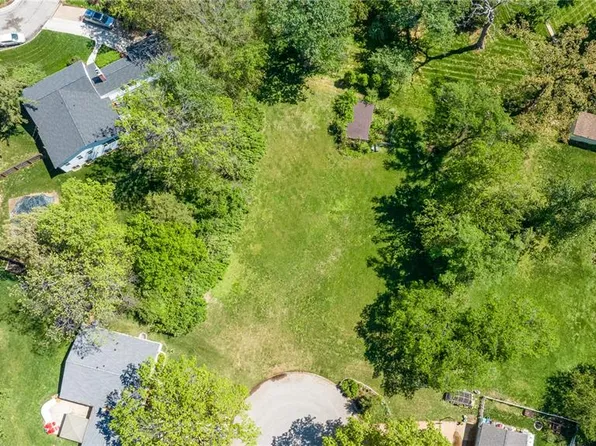 7A Melshire Ct, Saint Louis, MO 63122