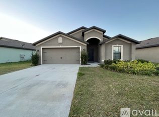 2446 Bexley Dr, Tavares, FL 32778