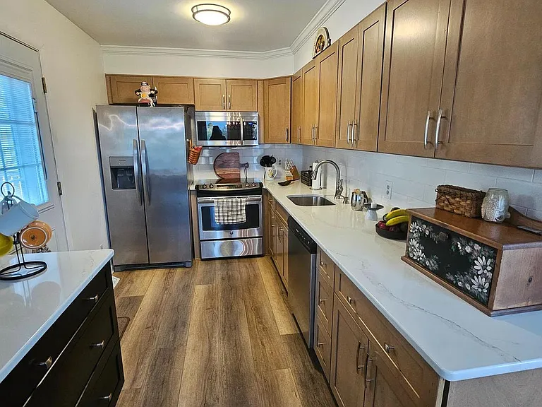 82 Basin Rd — Photo 16