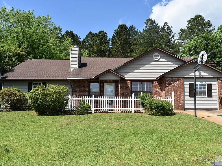 5830 Lost Creek Dr — Photo 1