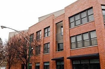 1st image of 4110 N Lincoln Ave Unit 307