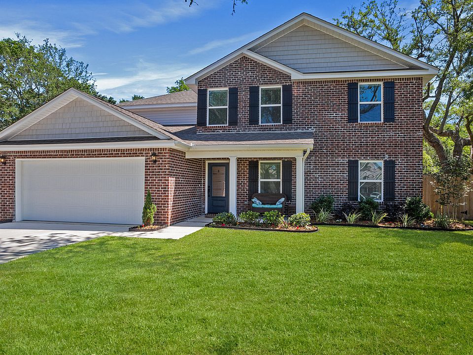 1st image of 620 Verbena Dr