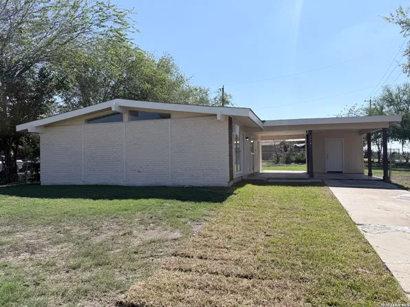 178 LAKE VALLEY ST, San Antonio, TX 78227