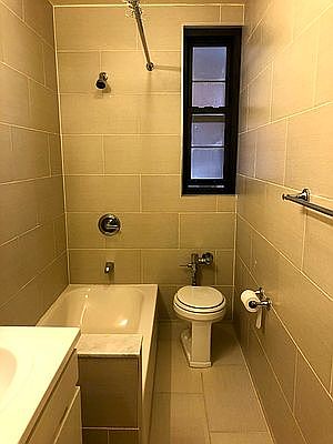 3rd image of 205 W 15th St APT 4J