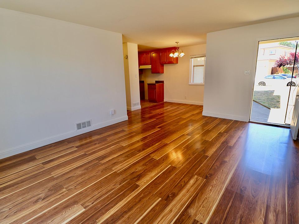 1st image of 524 Keoncrest Dr #1