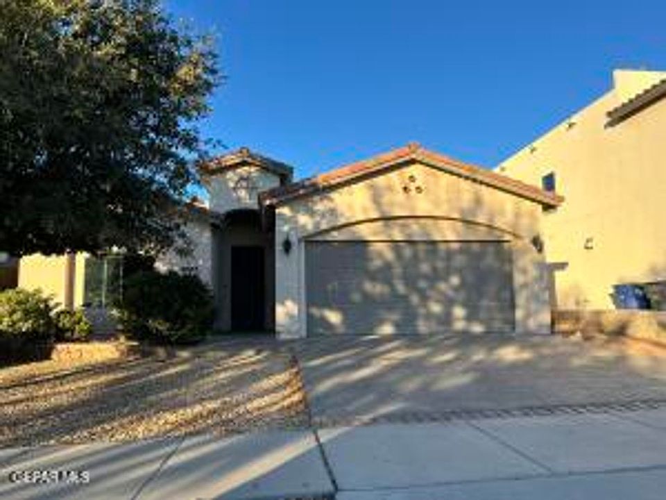 1st image of 3005 Cedar Creek Pl