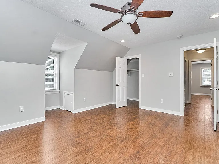 9395 Blacksmith Dr — Photo 29