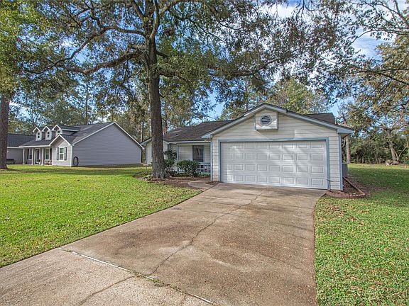3rd image of 320 Bridgeview Dr