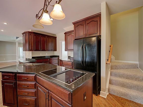 5th image of 1308 Oxley Ct