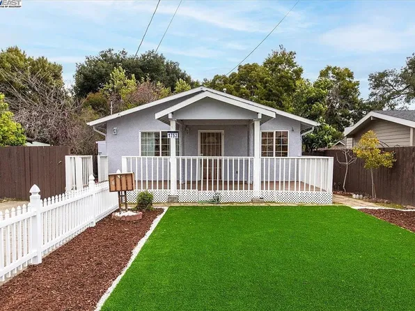 1752 Knox St, Castro Valley, CA 94546