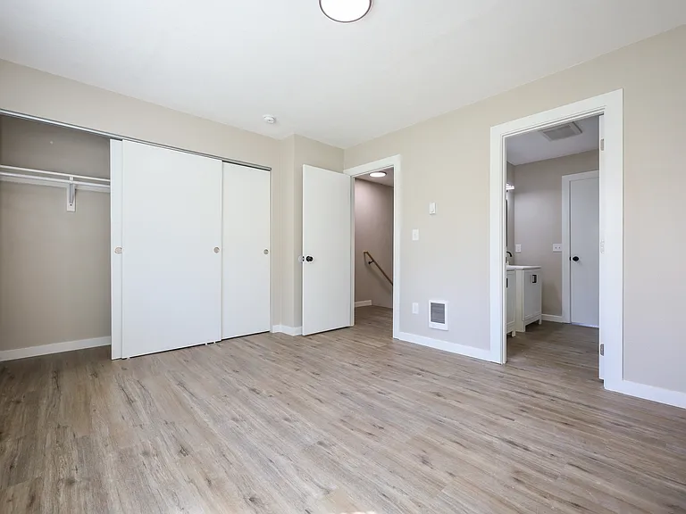 2819-2835 SE 90th Pl — Photo 18