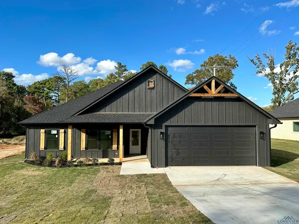 213 W Center St, White Oak, TX 75693