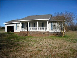 2nd image of 643 Boyd Rd