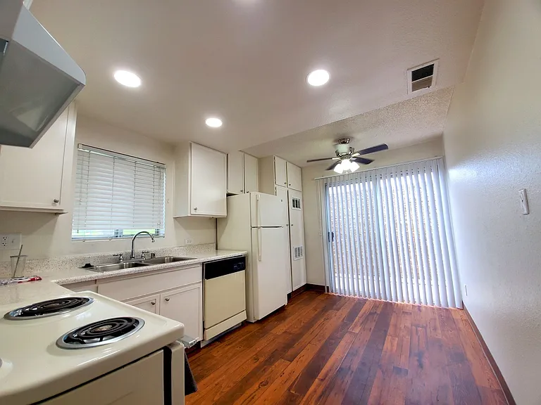 Shannonwoods Townhomes! — Photo 42
