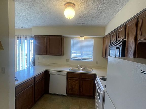 5th image of 2406 Alabama St #20166943