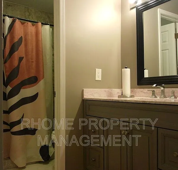 1418 Highland Bluff Dr SE — Photo 18