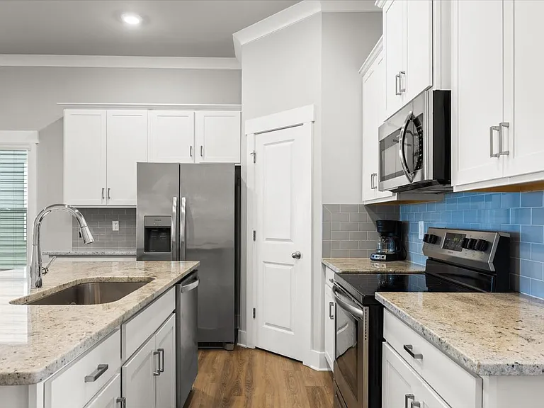 2093 Firelight Way — Photo 8