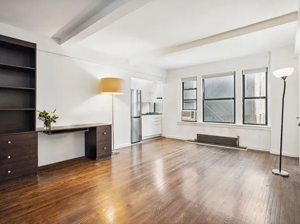 339 E 58th St APT 5H, Manhattan, NY 10022