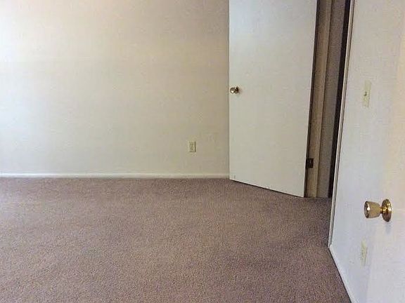 4th image of 1711 W 10th Ave APT 4