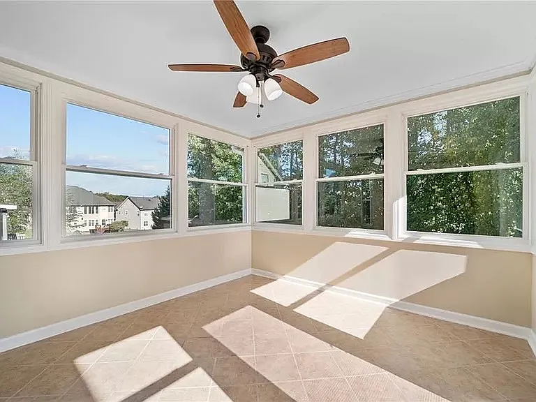 4022 Adair Ln — Photo 7