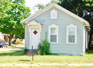 1202 W Monroe St, Sandusky, OH 44870