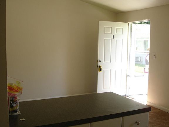 3rd image of 67 E Hudson St APT A