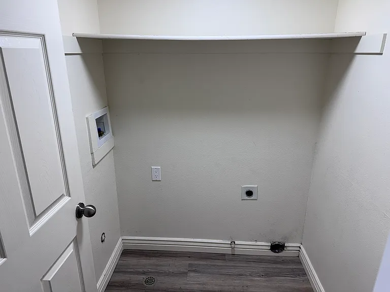 2505 W 450 N #2 — Photo 25