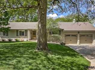 808 N 68th St, Omaha, NE 68132