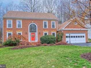 12204 Knightsbridge Dr, Woodbridge, VA 22192