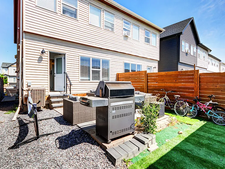 7557 202nd Ave SE #M — Photo 22
