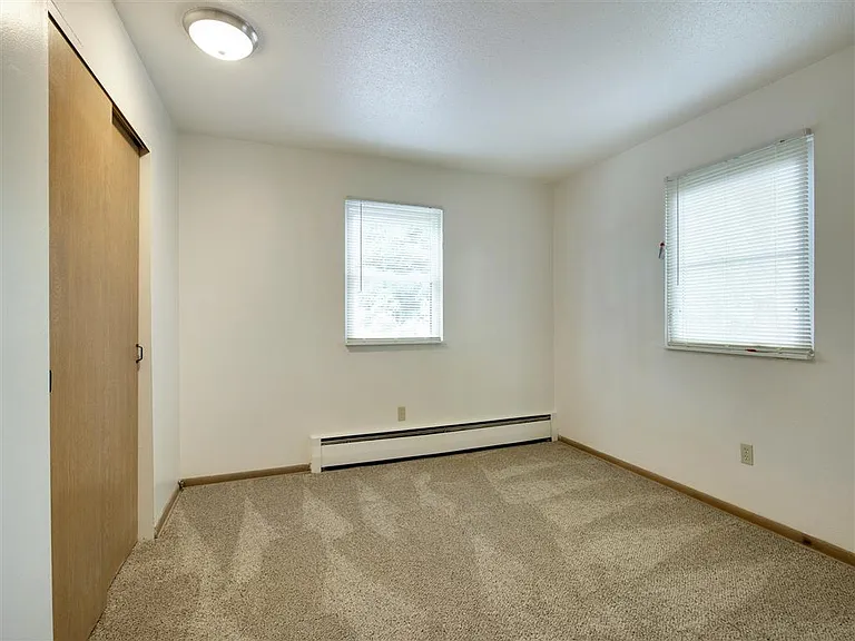 Northeast Villas — Photo 10