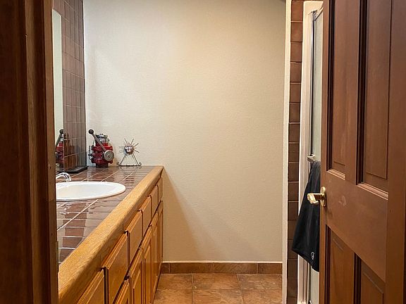 3rd image of 16302 Oak Springs Dr #B