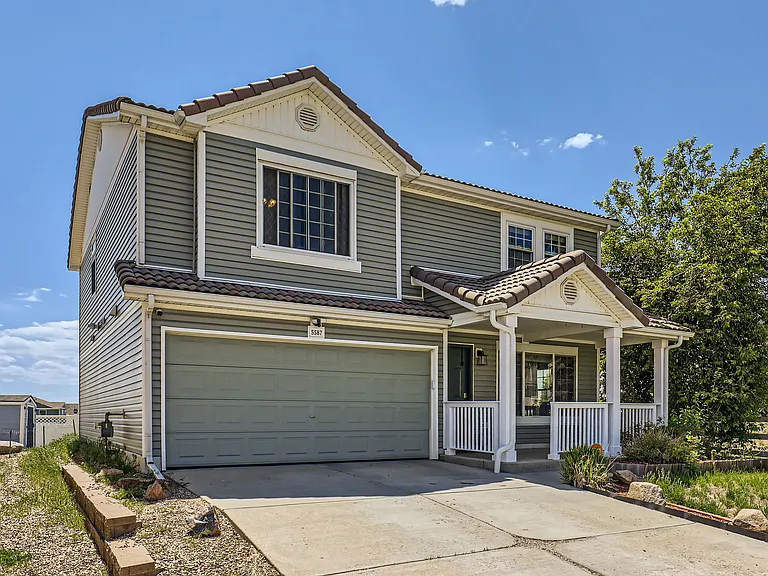 5587 N Jebel Ct — Photo 2