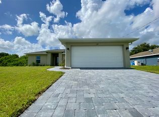 1118 NW 12th Ter, Cape Coral, FL 33993