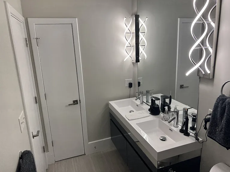 204 Spencer Ave #10 — Photo 17