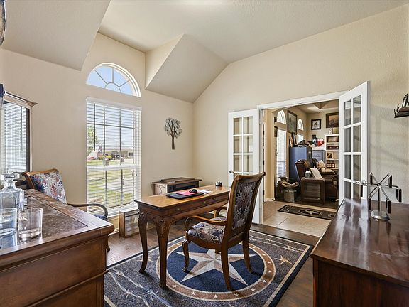 5th image of 6400 Ridgerock Dr