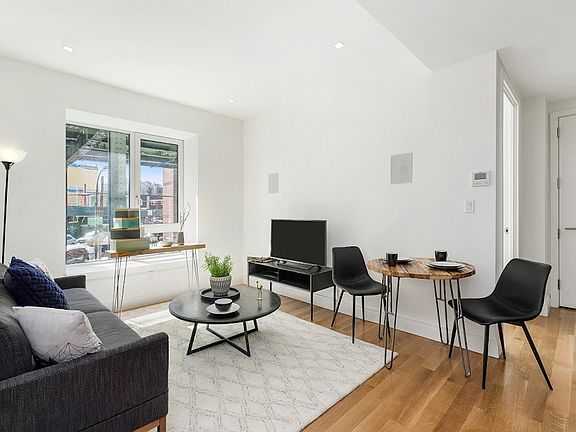 3rd image of 1329 Myrtle Ave #3C