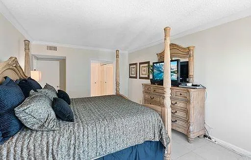 3550 Galt Ocean Dr #1805 — Photo 16
